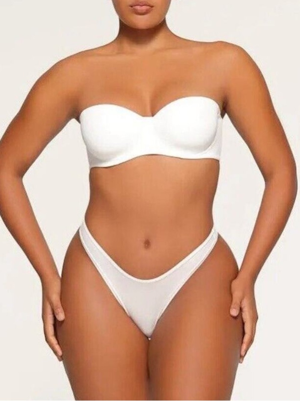 SKIMS Fits Everybody Strapless Wired Bra Size 34DDD 34F in Marble White NWT